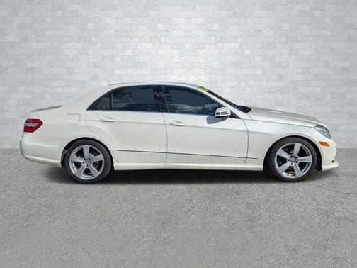 2011 Mercedes-Benz E-Class 4MATIC