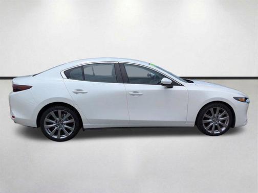 Snowflake White Pearl Mica 2021 Mazda Mazda3 FWD w/Select Package