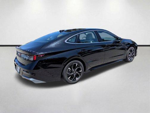 Onyx Black 2024 Hyundai SONATA SEL