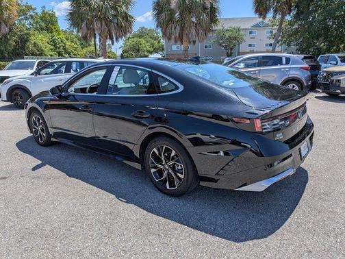 Onyx Black 2024 Hyundai SONATA SEL