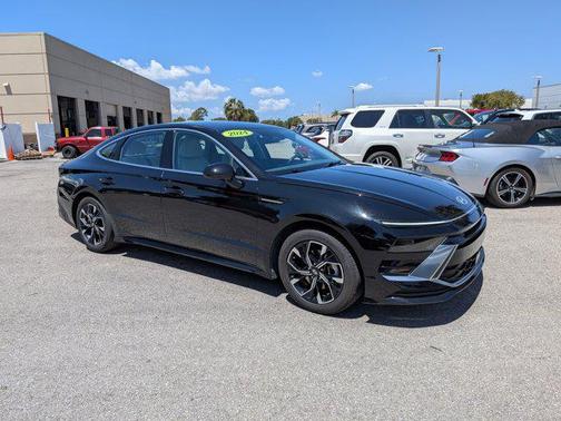 Onyx Black 2024 Hyundai SONATA SEL