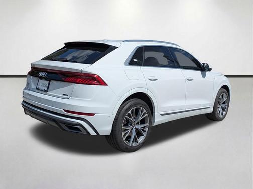 Carrara White 2023 Audi Q8 55 Premium Plus