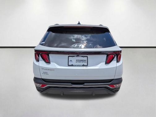 White Pearl 2024 Hyundai TUCSON SEL