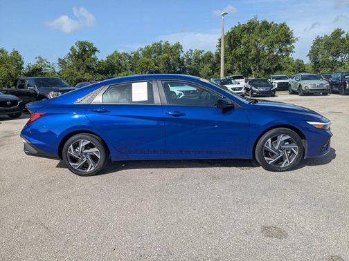 2025 Hyundai ELANTRA Sport