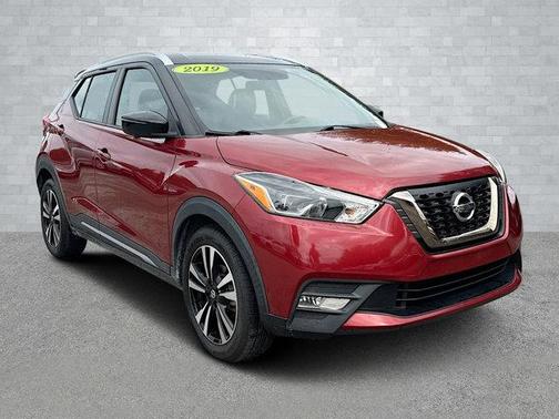 2019 Nissan Kicks SR