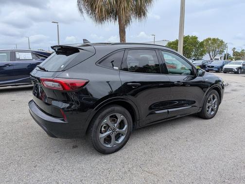 AGATE BLACK METALLIC 2024 Ford Escape ST-Line