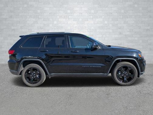 2020 Jeep Grand Cherokee Upland