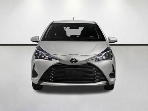 Magnetic Gray Metallic 2018 Toyota Yaris LE