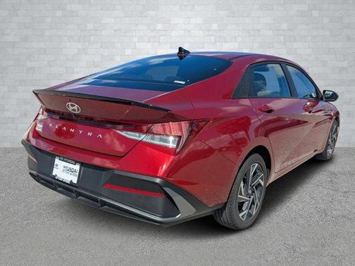 2025 Hyundai ELANTRA Sport