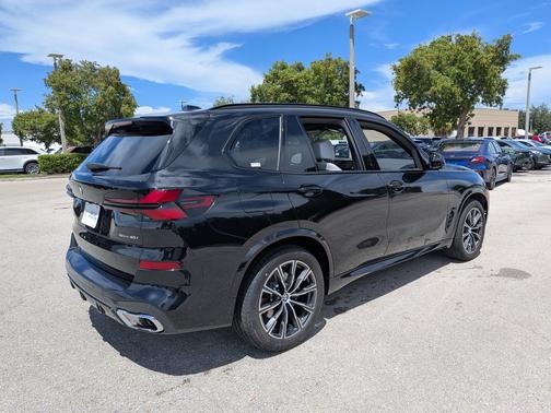 Black Sapphire Metallic 2026 BMW X5 sDrive40i