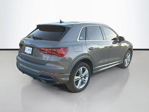 2021 Audi Q3 45 S line Premium