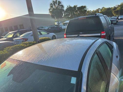 2022 Hyundai ELANTRA SE