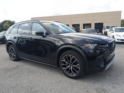 2025 Mazda CX-70 PHEV Premium Plus Package