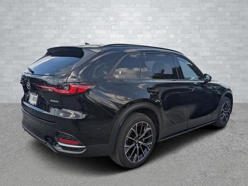 2025 Mazda CX-70 PHEV Premium Plus Package