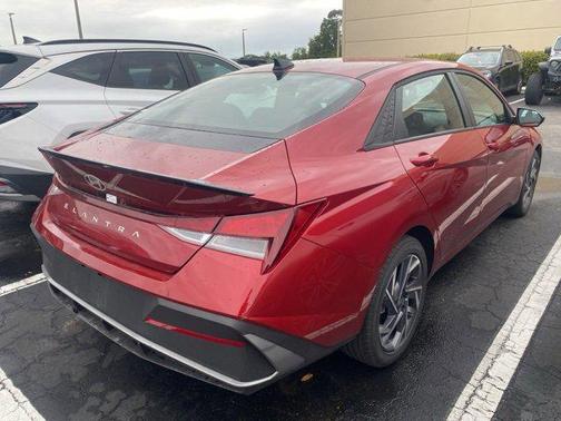 2025 Hyundai ELANTRA Sport