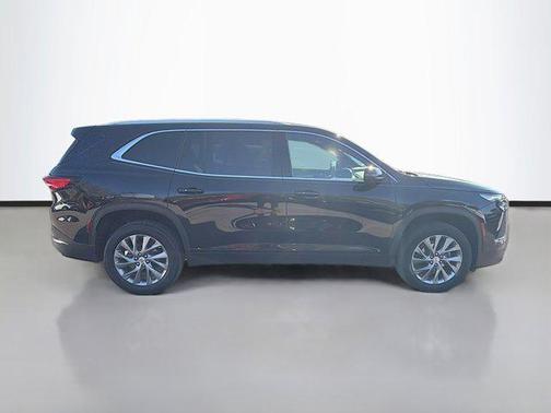2025 Buick Enclave Preferred FWD