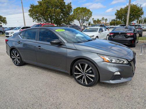 2021 Nissan Altima SR VC-Turbo FWD