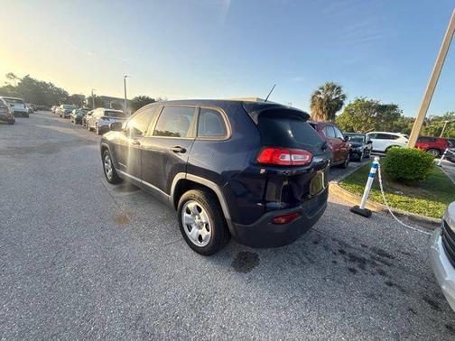 True Blue Pearlcoat 2014 Jeep Cherokee Sport