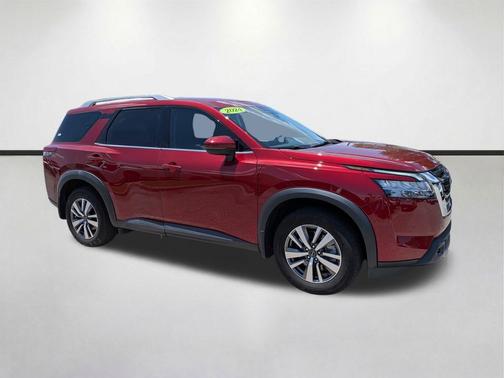 Scarlet Ember 2024 Nissan Pathfinder SL FWD