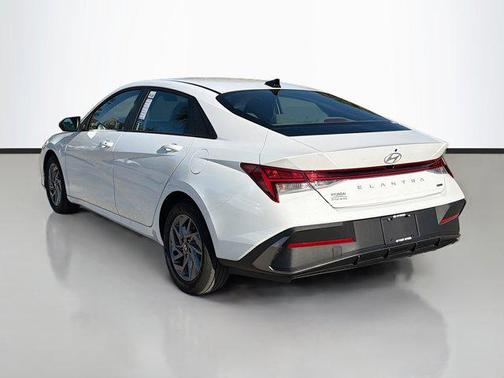 2025 Hyundai ELANTRA HEV Blue