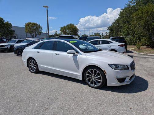 WHITE PLATINUM MET TRI-COAT 2017 Lincoln MKZ Reserve I