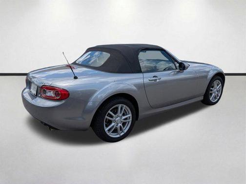 Liquid Silver Metallic 2011 Mazda MX-5 Miata Sport