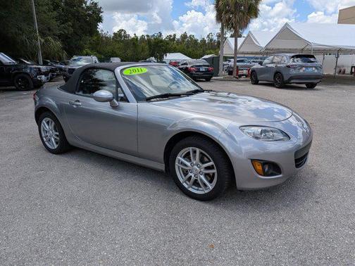 Liquid Silver Metallic 2011 Mazda MX-5 Miata Sport