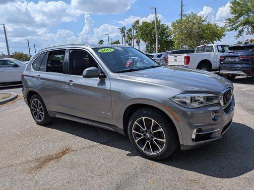 Gray 2017 BMW X5 sDrive35i