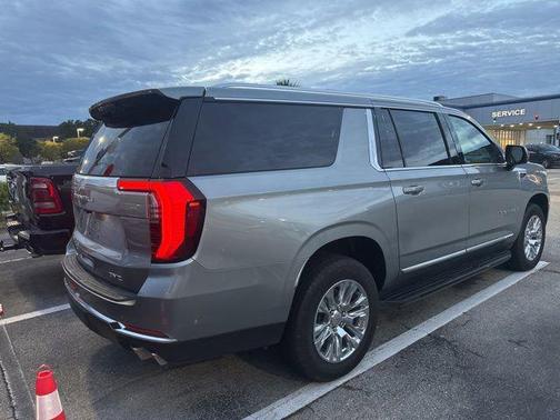 Sterling Metallic 2025 GMC Yukon XL Denali