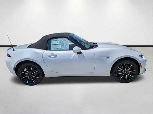 Snowflake White Pearl Mica 2026 Mazda MX-5 Miata Grand Touring