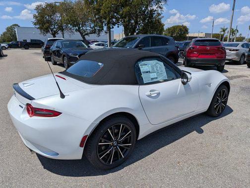 Snowflake White Pearl Mica 2026 Mazda MX-5 Miata Grand Touring