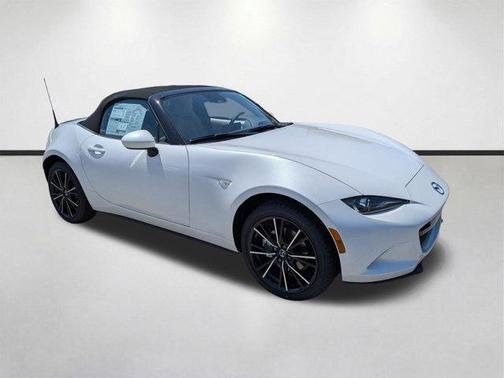 Snowflake White Pearl Mica 2026 Mazda MX-5 Miata Grand Touring