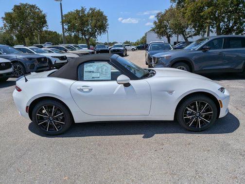 Snowflake White Pearl Mica 2026 Mazda MX-5 Miata Grand Touring