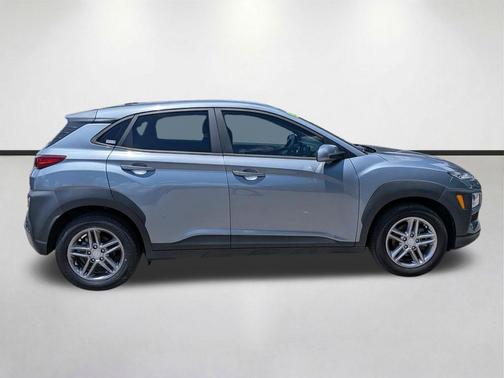 Sonic Silver 2019 Hyundai KONA SE