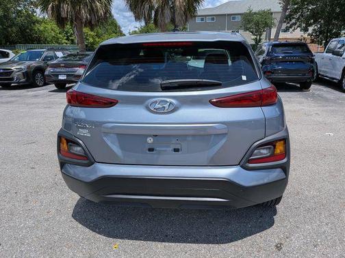 Sonic Silver 2019 Hyundai KONA SE