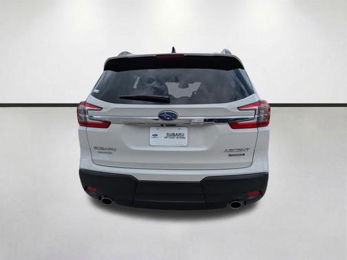 Crystal White Pearl 2025 Subaru Ascent Touring 7-Passenger
