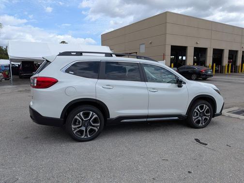 Crystal White Pearl 2025 Subaru Ascent Touring 7-Passenger