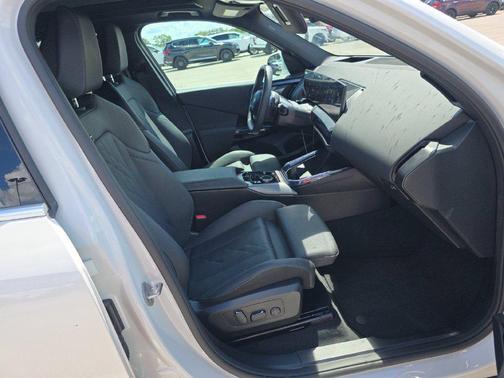 White Metallic 2026 BMW X3 30 xDrive