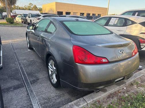 2010 INFINITI G37x Base