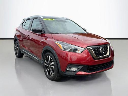 2019 Nissan Kicks SR