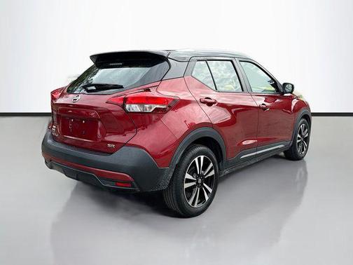 2019 Nissan Kicks SR