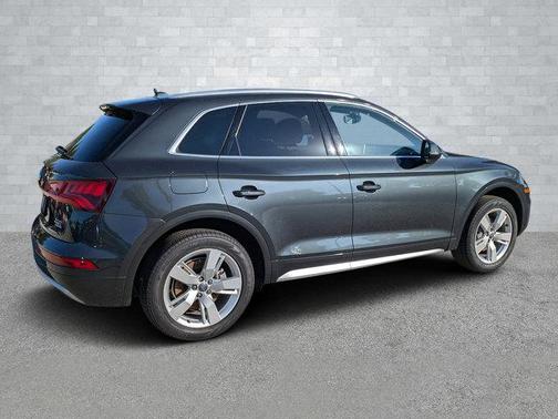 2018 Audi Q5 2.0T Premium Plus