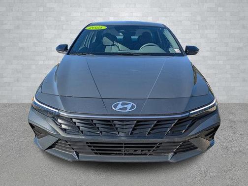 2025 Hyundai ELANTRA Sport