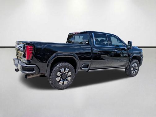 Onyx Black 2024 GMC Sierra 2500 Denali