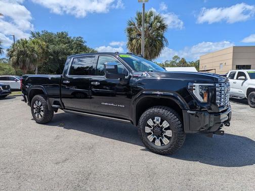 Onyx Black 2024 GMC Sierra 2500 Denali