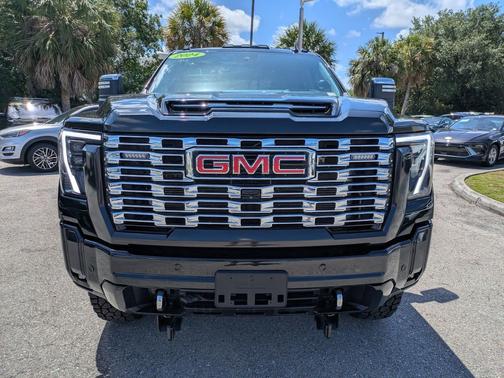 Onyx Black 2024 GMC Sierra 2500 Denali