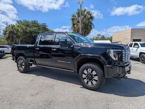 Onyx Black 2024 GMC Sierra 2500 Denali