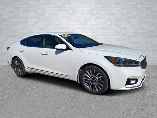 2017 Kia Cadenza Premium