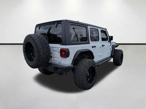 Bright White Clearcoat 2020 Jeep Wrangler Unlimited Rubicon