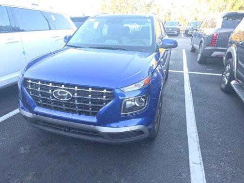 2023 Hyundai VENUE SEL